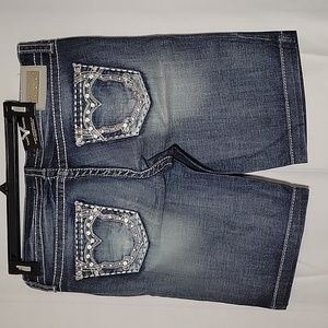 NWT Vault Denim Alter Ego Bermuda Shorts Sz 9